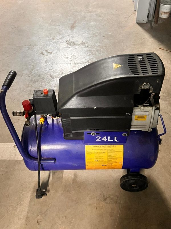 Andendorff Machine Mart 24L Compressor